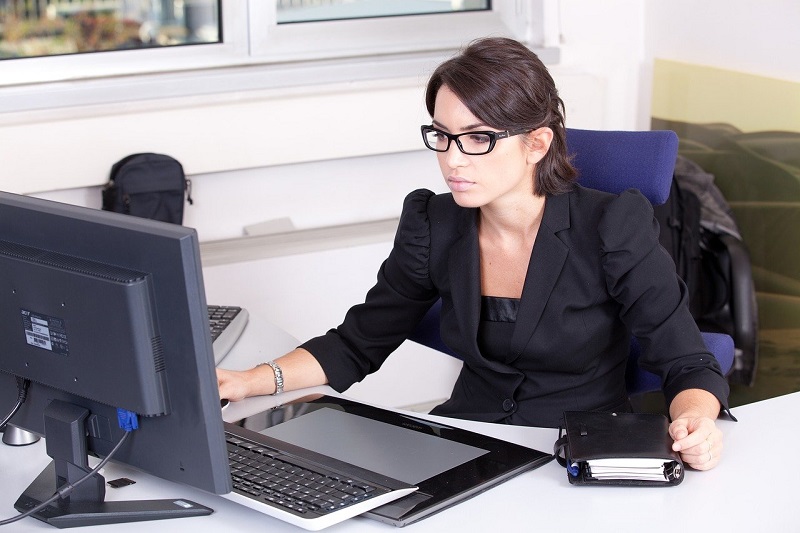 How to Get Premium Rates as a Content Writer: 8 Golden Tips
